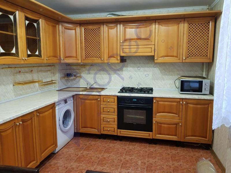 3-комн. квартира, 98 м², 3/5 этаж