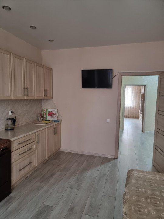 2-комн. квартира, 64 м², 18/18 этаж