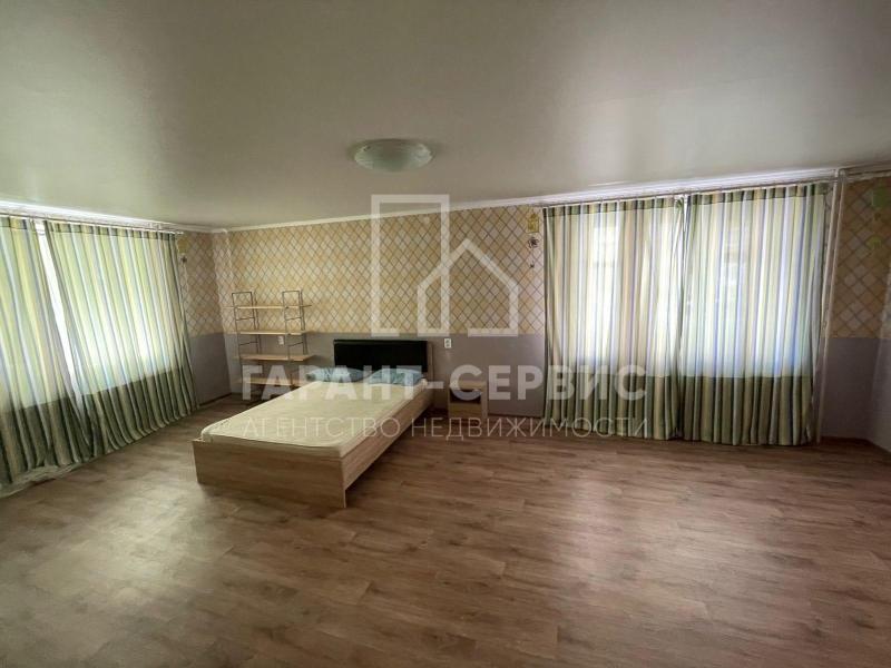 4-комн. квартира, 120 м², 1/10 этаж