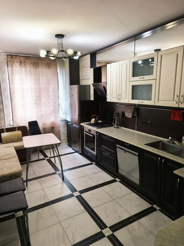 2-комн. квартира, 54 м², 8/9 этаж