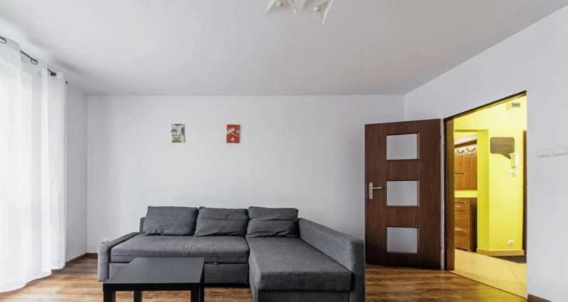 2-комн. квартира, 42 м², 4/5 этаж
