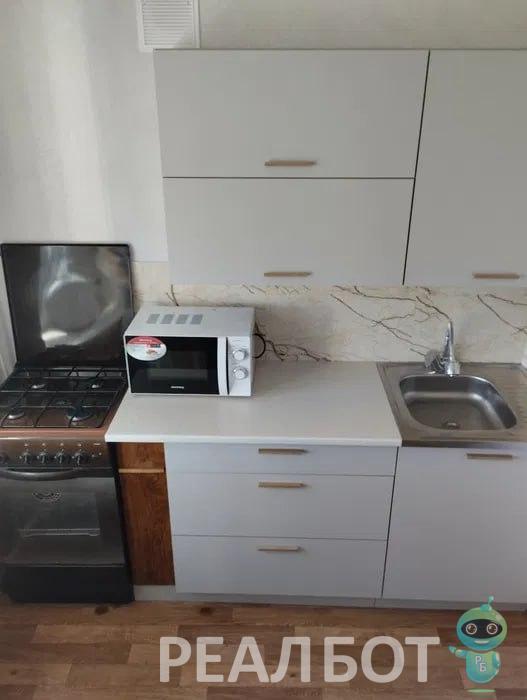 1-комн. квартира, 37 м², 2/5 этаж