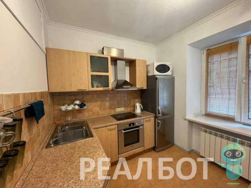 1-комн. квартира, 37 м², 2/5 этаж