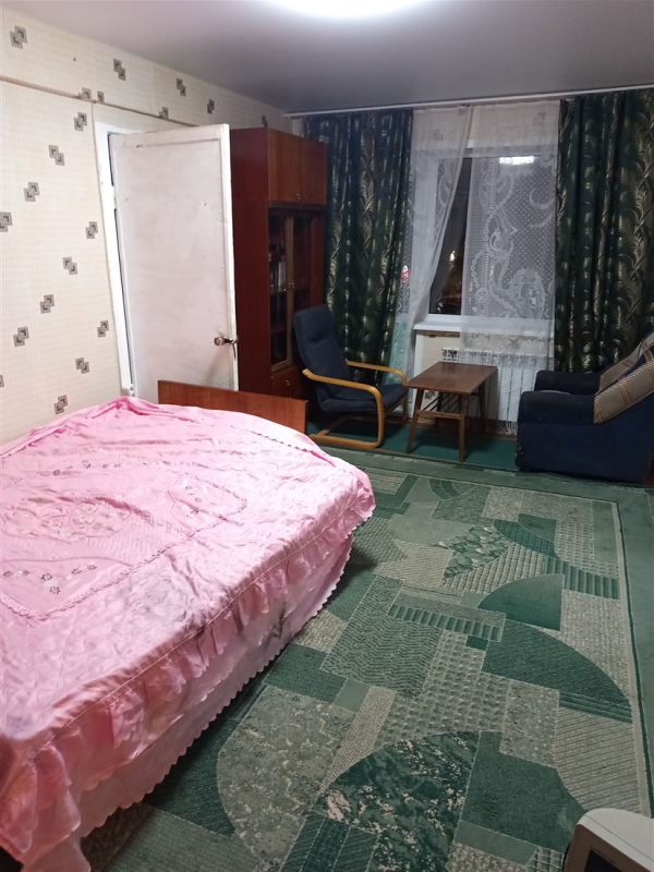 2-комн. квартира, 47 м², 2/5 этаж