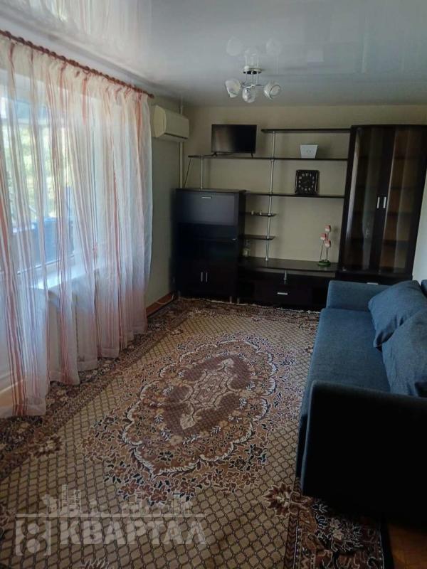 2-комн. квартира, 53 м², 2/5 этаж