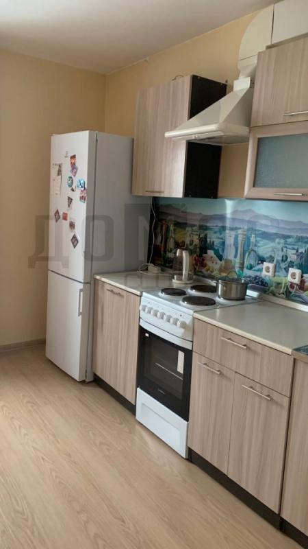 2-комн. квартира, 56 м², 14/25 этаж
