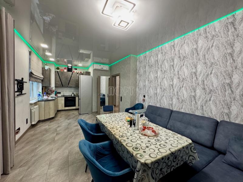 3-комн. квартира, 90 м², 15/23 этаж