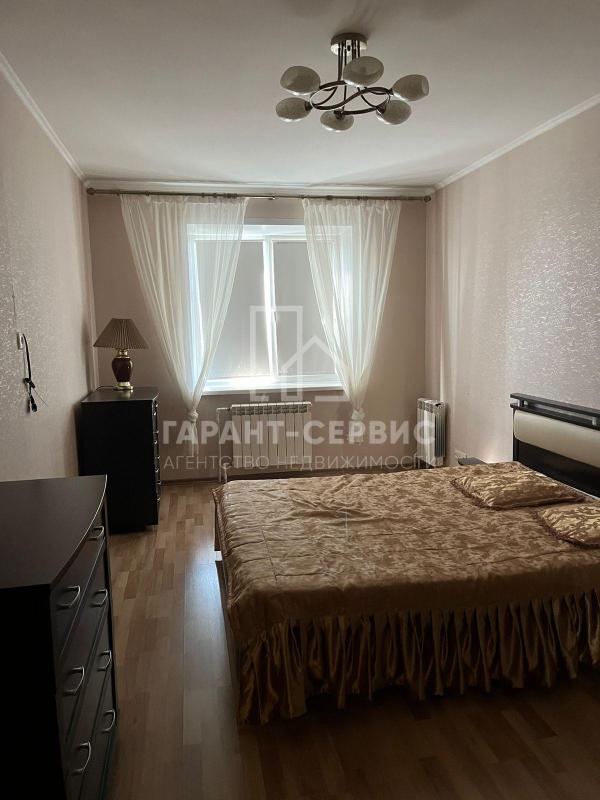 2-комн. квартира, 65 м², 5/10 этаж