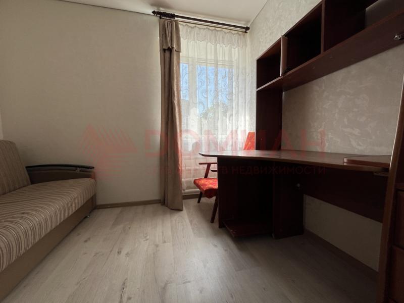 3-комн. квартира, 44 м², 3/5 этаж