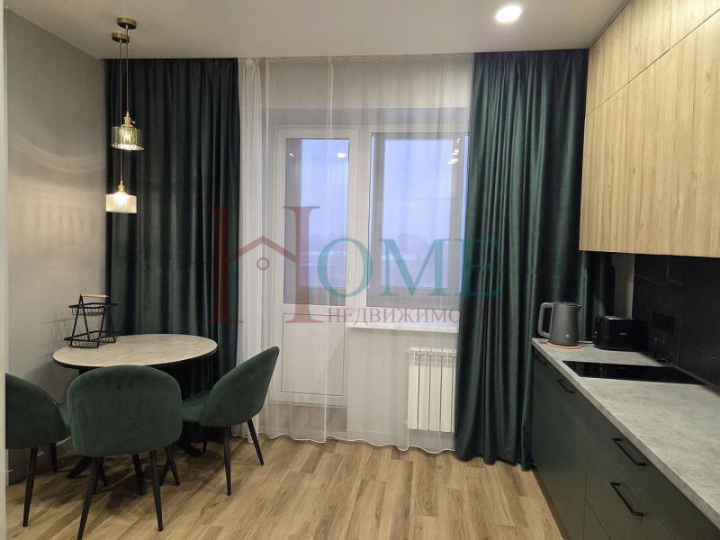 2-комн. квартира, 53 м², 8/18 этаж