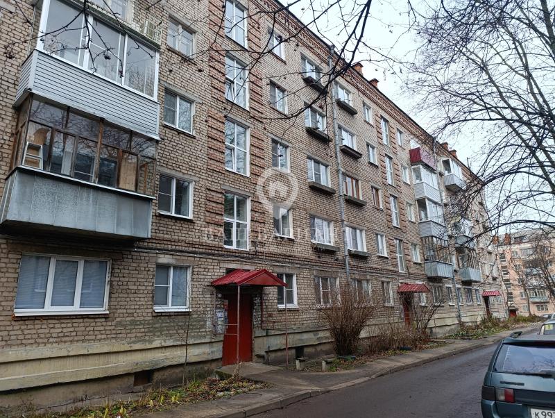2-комн. квартира, 44 м², 2/5 этаж