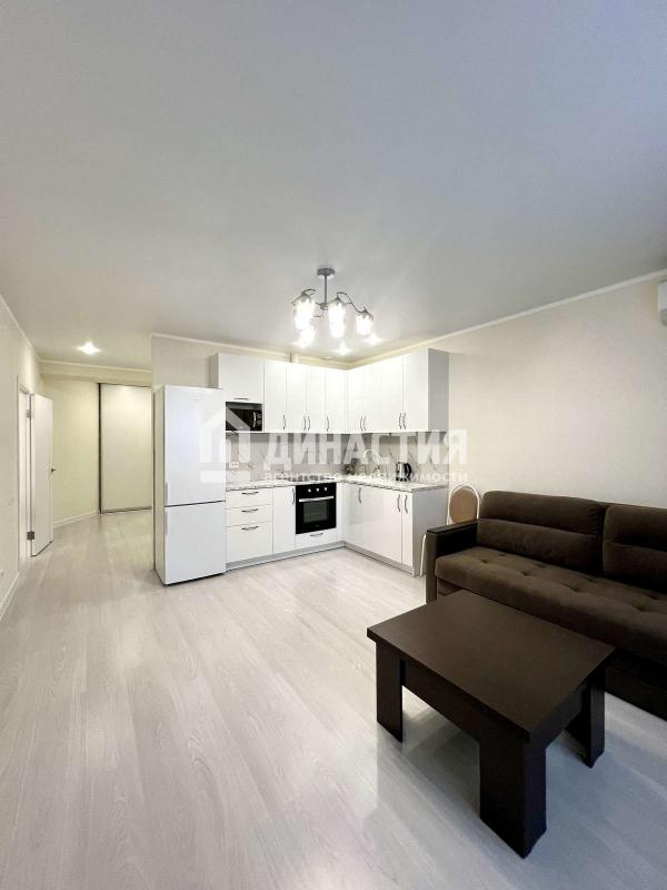 2-комн. квартира, 51 м², 10/14 этаж