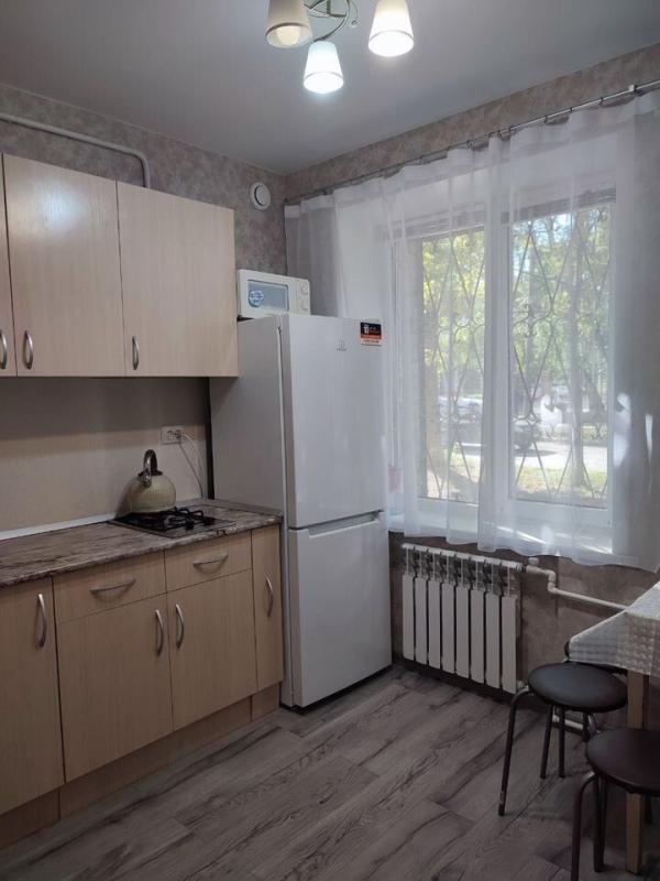 2-комн. квартира, 45 м², 1/4 этаж