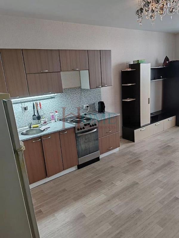 Квартира-Студия, 33 м², 13/24 этаж