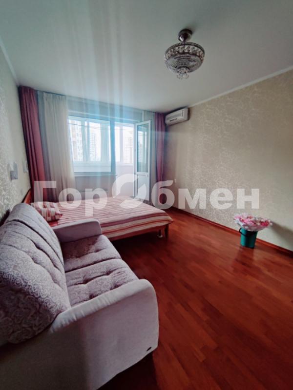 2-комн. квартира, 54 м², 8/17 этаж