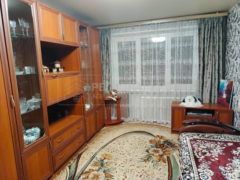 2-комн. квартира, 42 м², 1/5 этаж