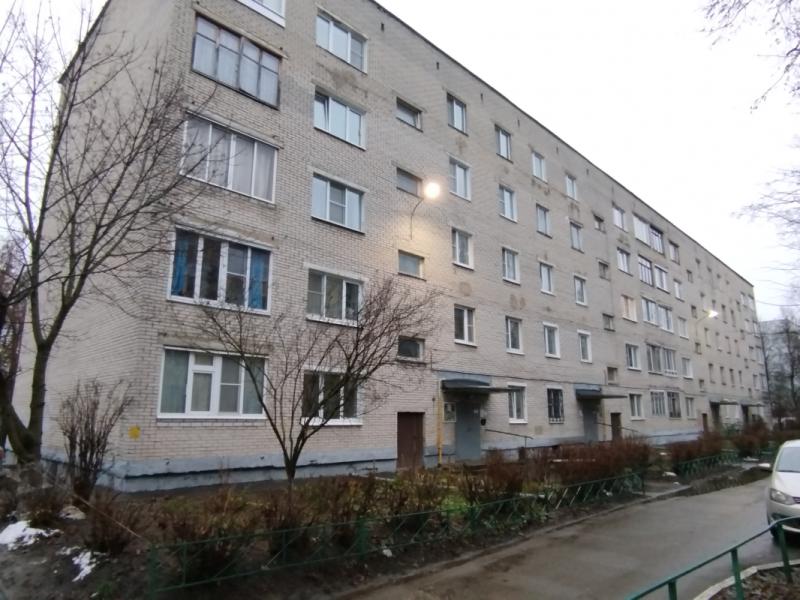 2-комн. квартира, 49 м², 3/5 этаж