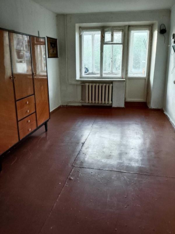 2-комн. квартира, 44 м², 3/6 этаж