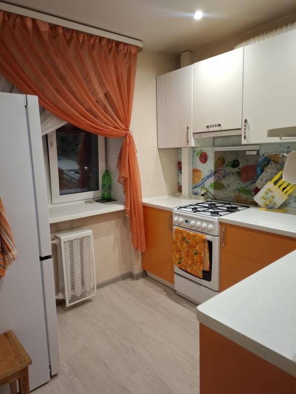 3-комн. квартира, 57 м², 4/5 этаж