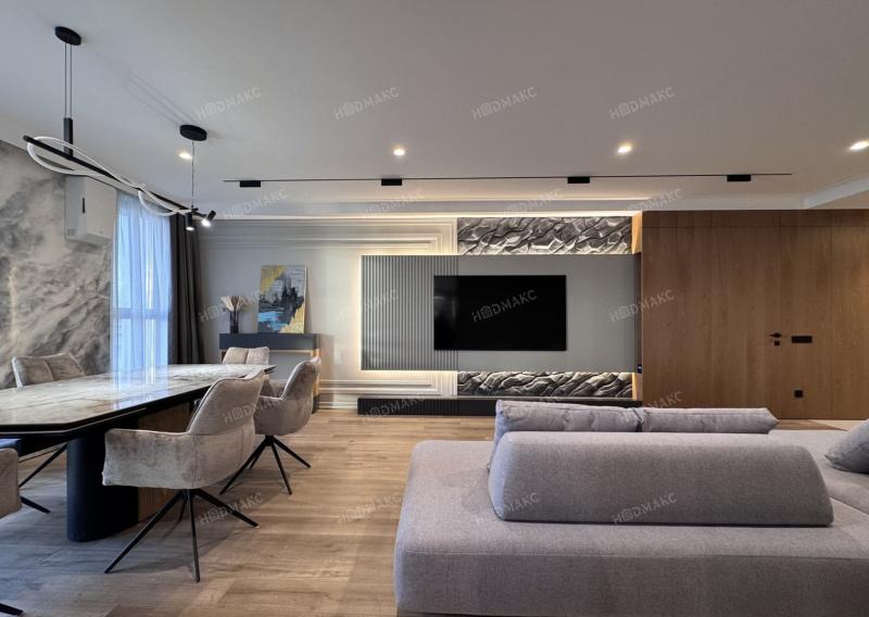4-комн. квартира, 169 м², 2/8 этаж