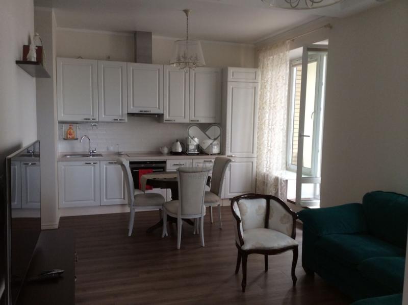 2-комн. квартира, 75 м², 12/19 этаж