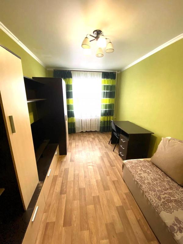 2-комн. квартира, 44 м², 4/5 этаж
