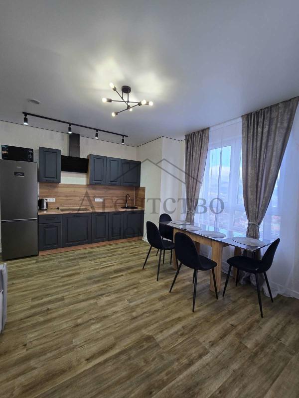 2-комн. квартира, 68 м², 16/24 этаж