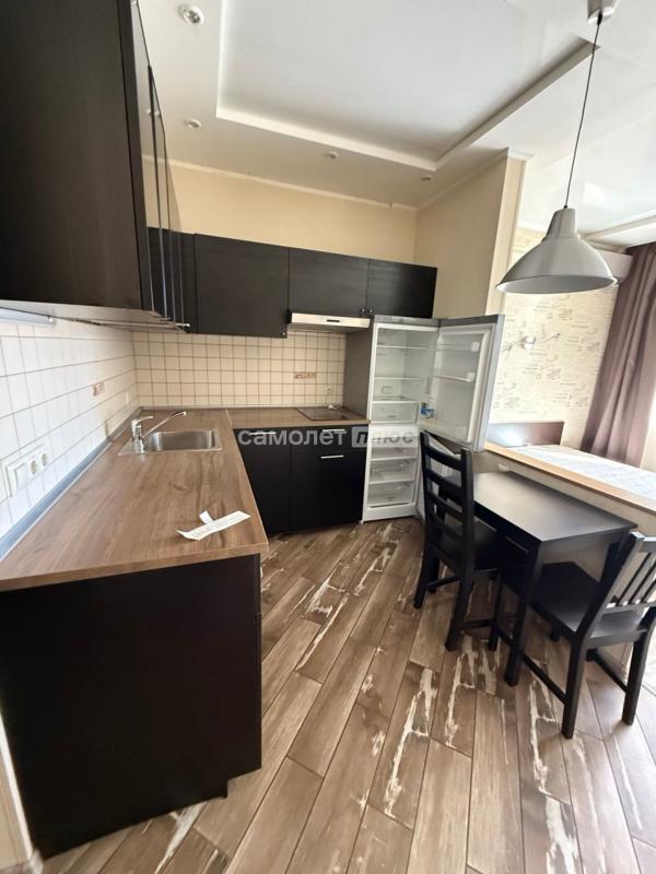 1-комн. квартира, 30 м², 11/15 этаж