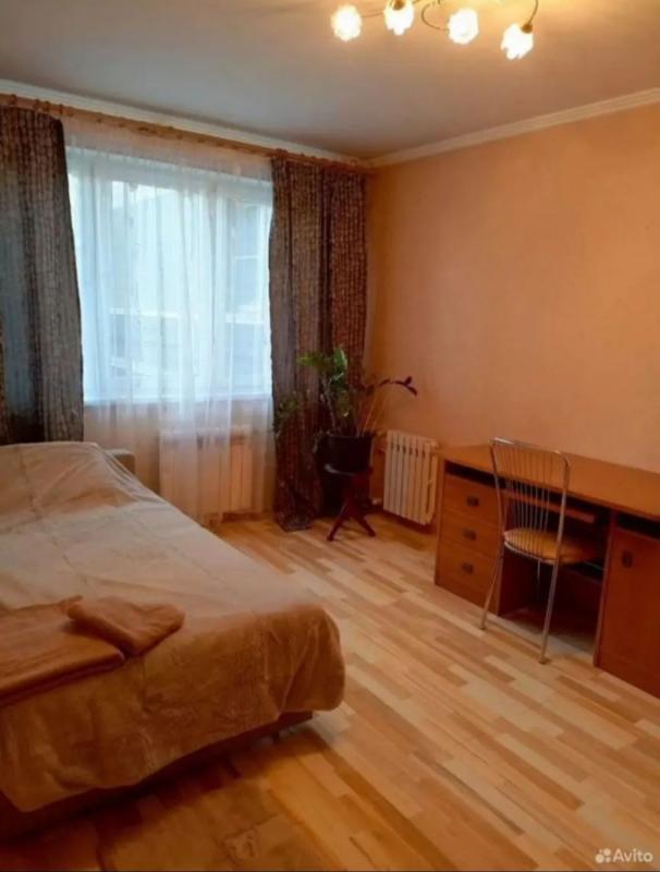 2-комн. квартира, 46 м², 1/9 этаж