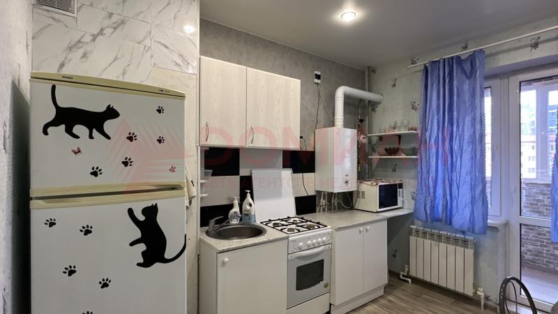 2-комн. квартира, 56 м², 4/5 этаж