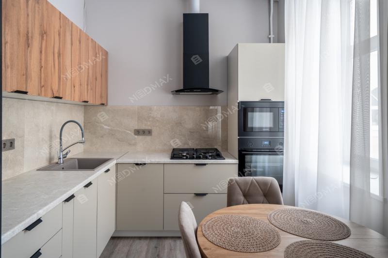 2-комн. квартира, 63 м², 2/6 этаж