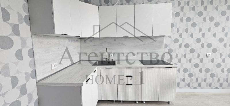 2-комн. квартира, 65 м², 20/20 этаж