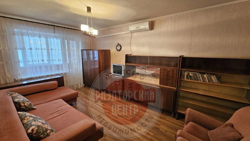 2-комн. квартира, 45 м², 3/9 этаж
