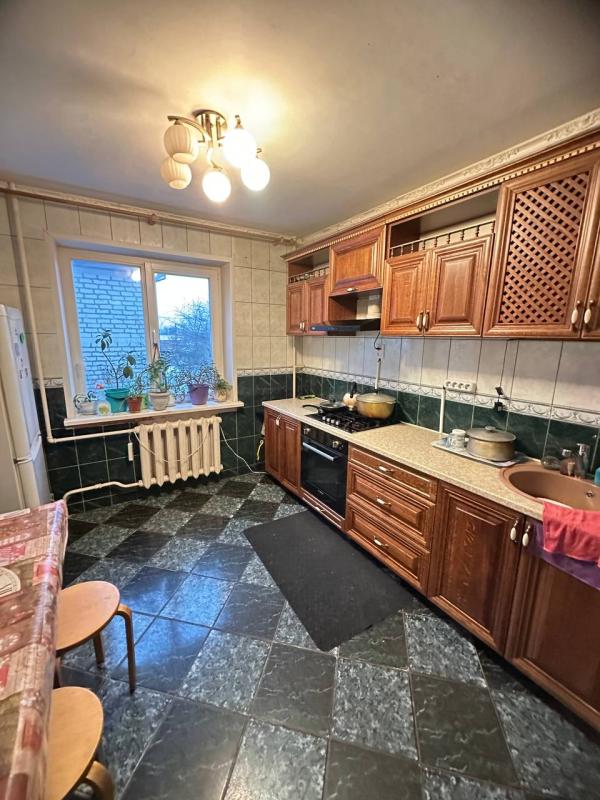 3-комн. квартира, 62 м², 2/5 этаж