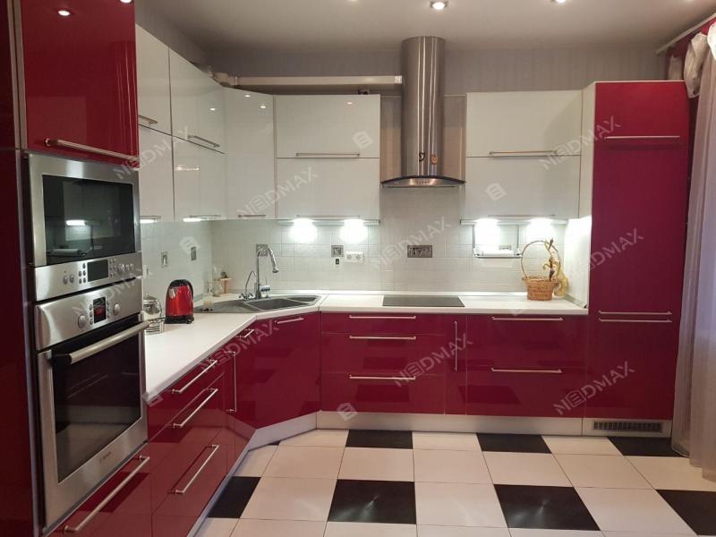 3-комн. квартира, 112 м², 11/14 этаж