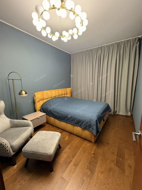 2-комн. квартира, 55 м², 1/14 этаж