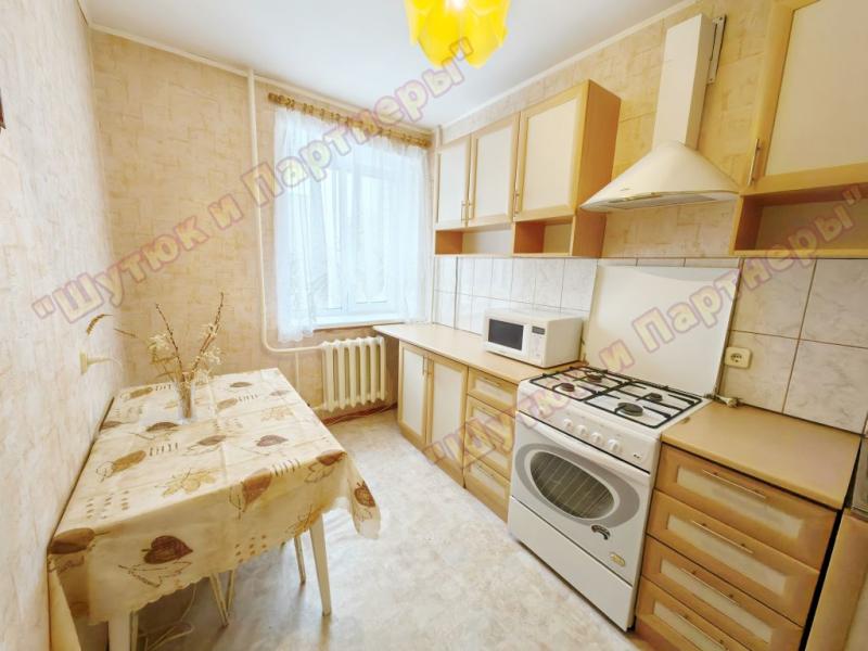2-комн. квартира, 51 м², 4/5 этаж