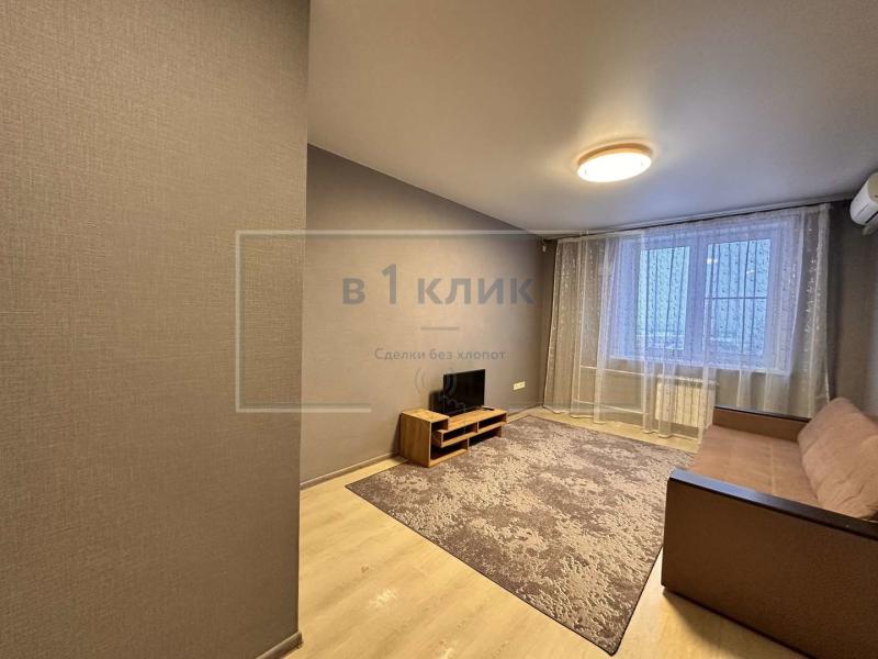 1-комн. квартира, 42 м², 10/12 этаж