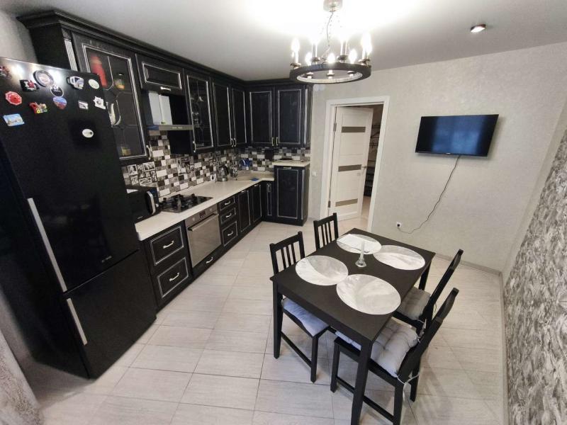 2-комн. квартира, 70 м², 1/11 этаж