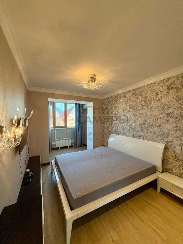 2-комн. квартира, 61 м², 12/16 этаж