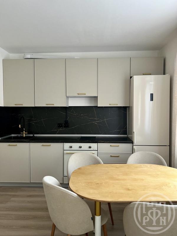 3-комн. квартира, 52 м², 6/21 этаж