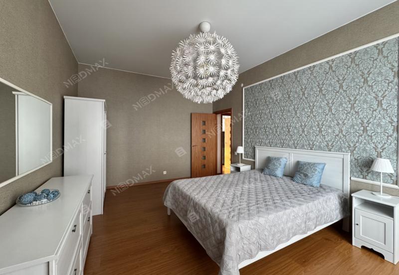 3-комн. квартира, 96 м², 12/19 этаж