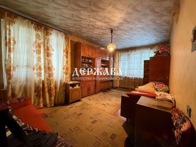 3-комн. квартира, 61 м², 1/5 этаж