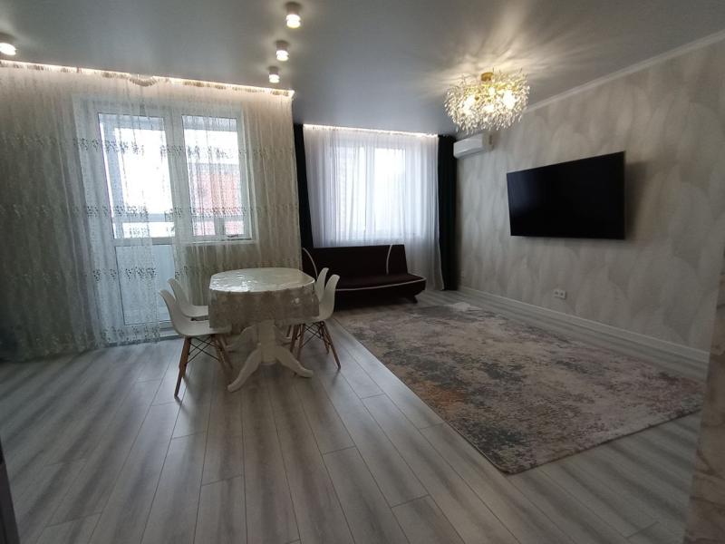 3-комн. квартира, 90 м², 13/16 этаж