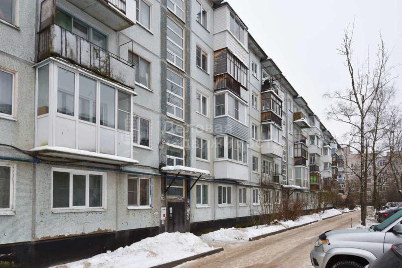 2-комн. квартира, 45 м², 3/5 этаж
