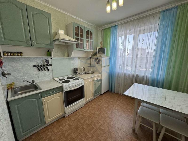 3-комн. квартира, 64 м², 10/10 этаж