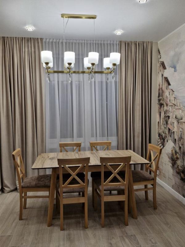 3-комн. квартира, 72 м², 4/7 этаж