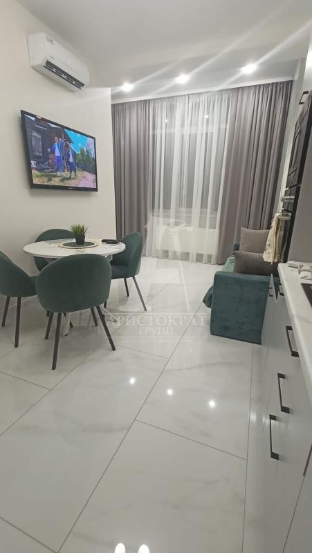 1-комн. квартира, 50 м², 1/4 этаж