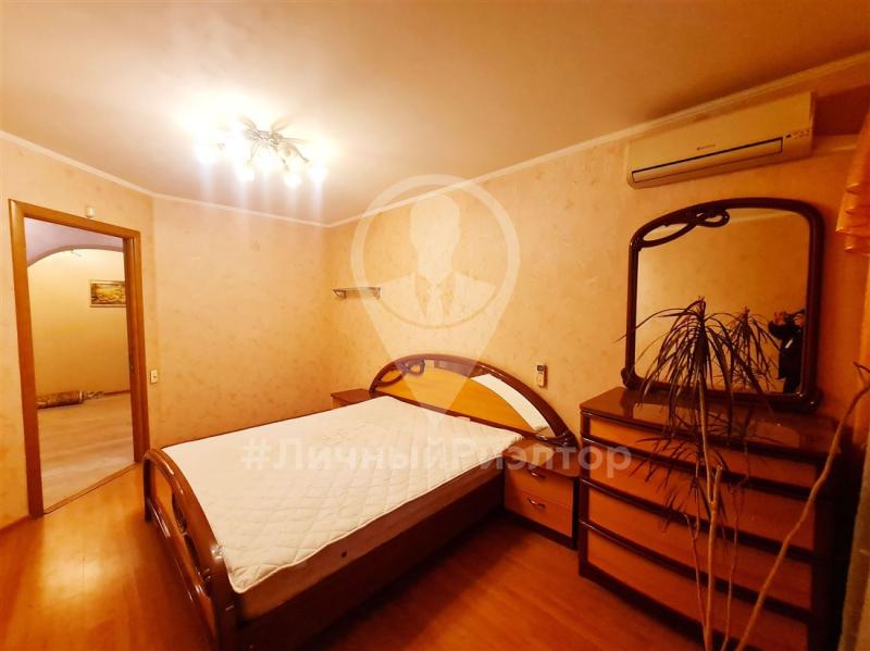 3-комн. квартира, 72 м², 4/9 этаж