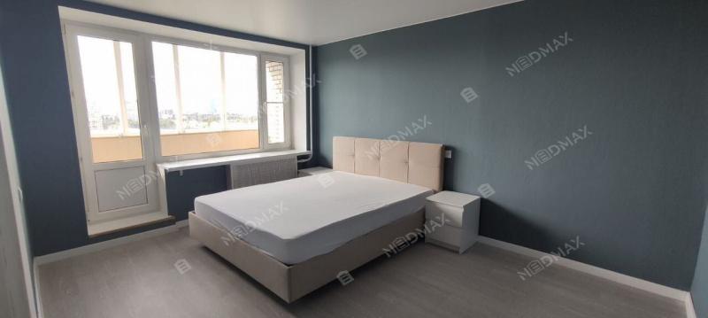 2-комн. квартира, 56 м², 13/14 этаж